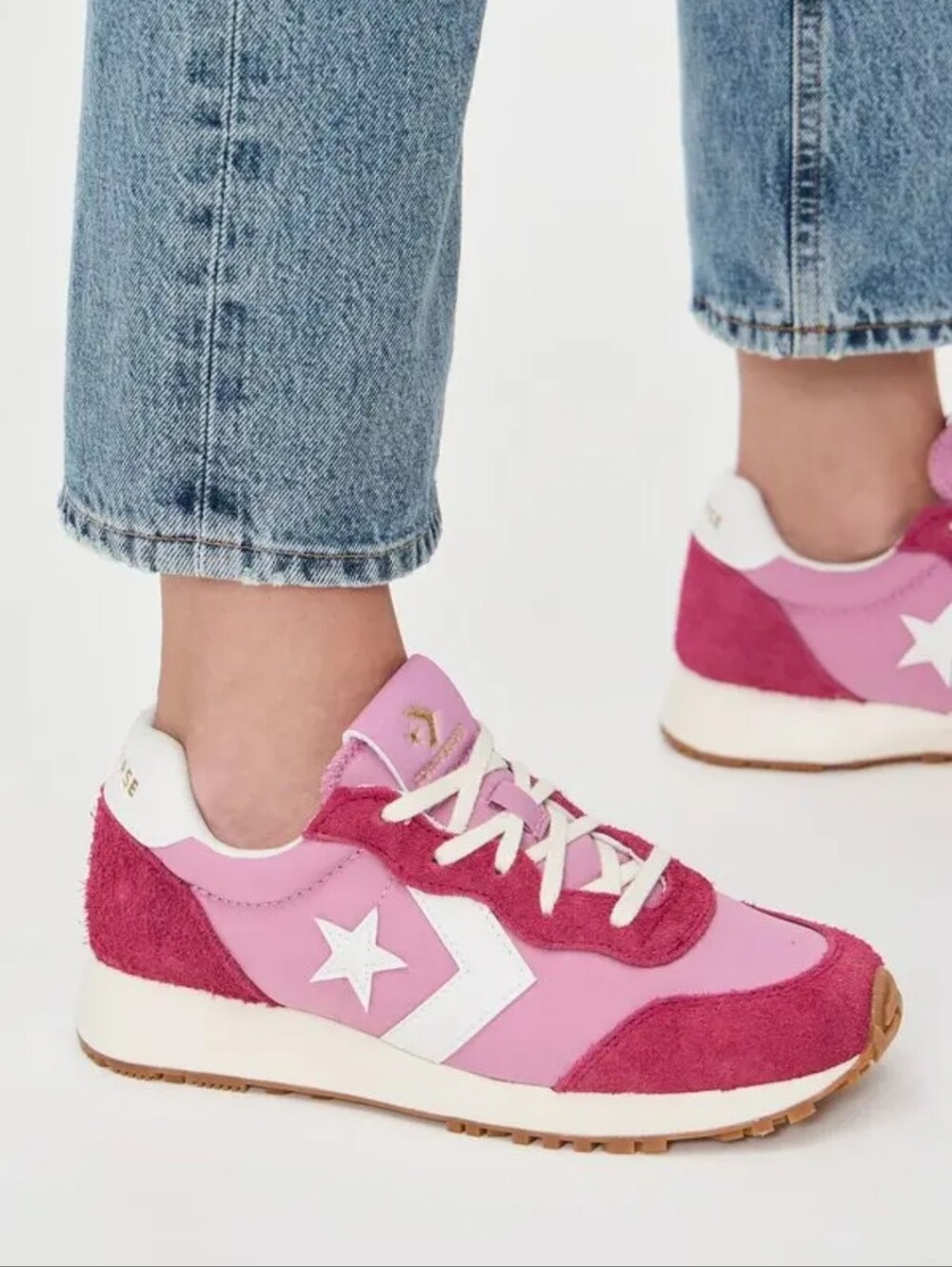 Converse Omega Trainer - Picture 2 of 4